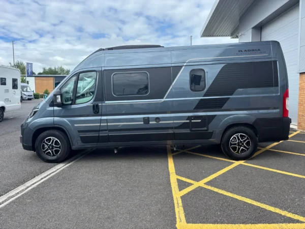 Adria Twin Supreme 600 SPB