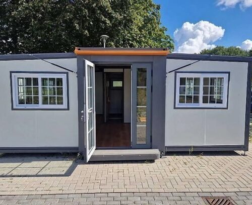 Tiny House Deluxe Mobile CONTENEUR HABITABLE (19 x 20 FT)