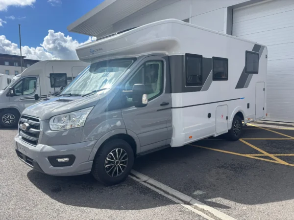 Adria Sun Living S 72 DL — Camping-car automatique