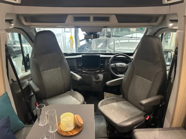 Adria Sun Living S 72 DL — Camping-car automatique
