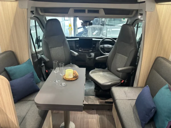 Adria Sun Living S 72 DL — Camping-car automatique
