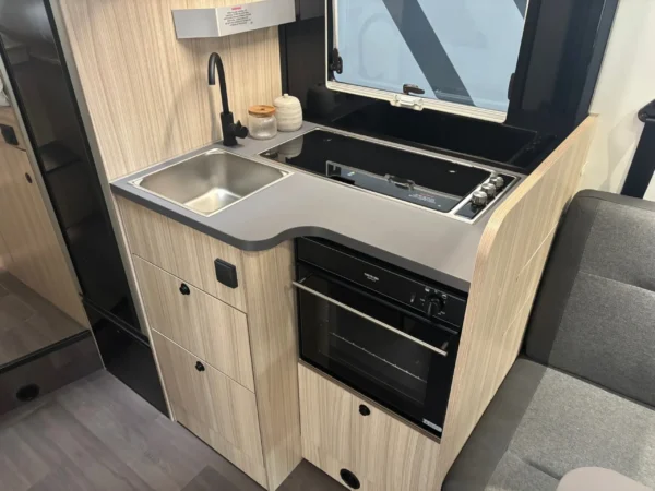 Adria Sun Living S 72 DL — Camping-car automatique