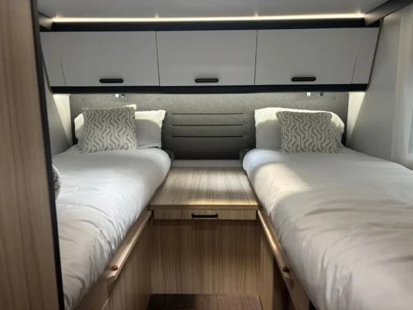 Adria Sun Living S 72 DL — Camping-car automatique