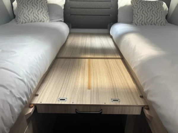 Adria Sun Living S 72 DL — Camping-car automatique