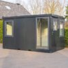 Bureau standard 4 × 2 m avec baie vitrée complète
